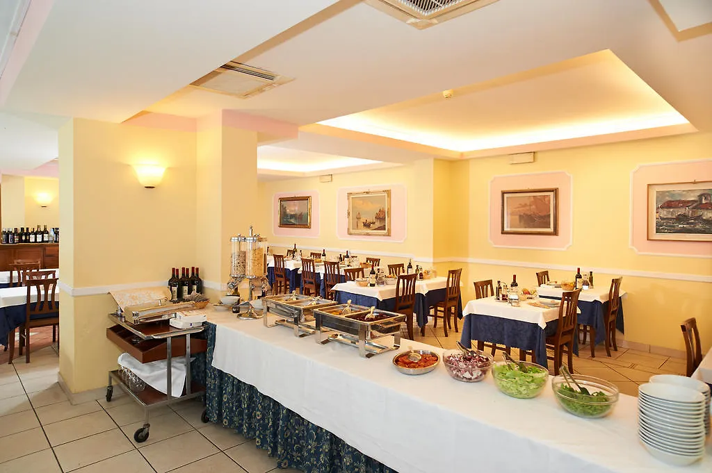 Hotel Cavallotti & Giotto Montecatini Terme 3*,